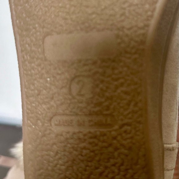 Winter Boots - Picture 3 of 4